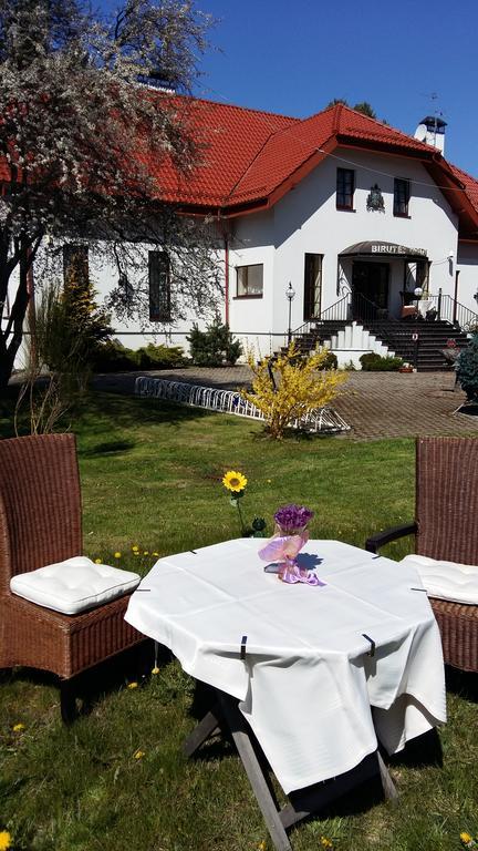 Guest House Birutes Uostas Šventoji Exteriör bild
