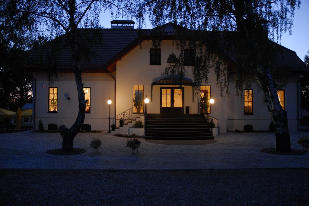 Guest House Birutes Uostas Šventoji Exteriör bild